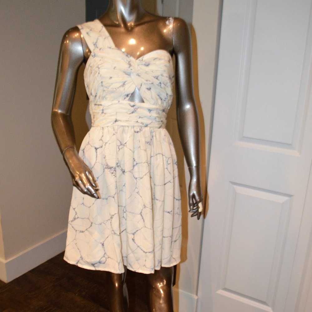 NWT Aijek One Shoulder 100% Silk Dress
